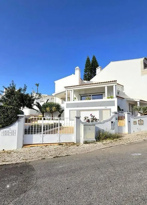 Дом отдыха Jos Villa Near Marinaebeach Албуфейра Португалия