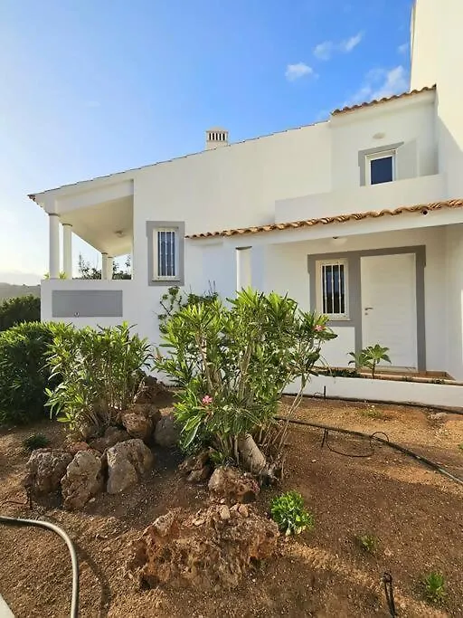 Jos Villa Near Marinaebeach Албуфейра 0*,  Португалия